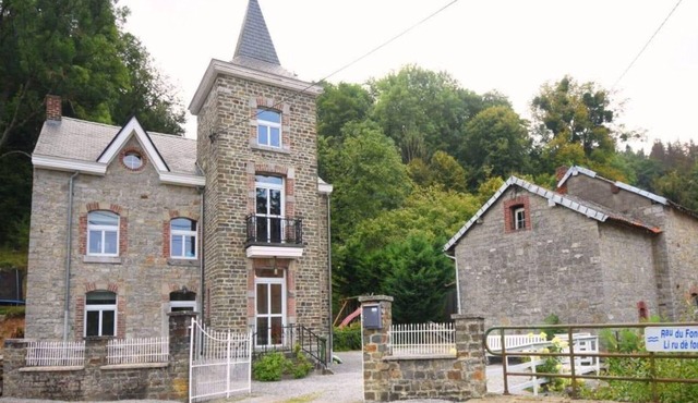 Charming Villa in Harzé