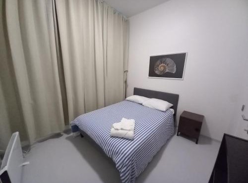 Chez Jean-Claude chambre pour seulement 2 personnes et un seul lit