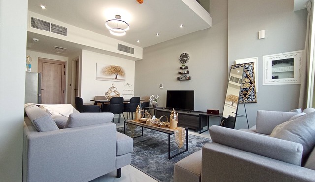 Chic villa in superb Dubai with WiFi, AC, front yard and Back yard