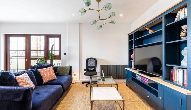 City View Spacious 2 Bedroom Penthouse