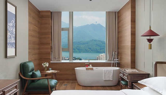 CloudView Hotel