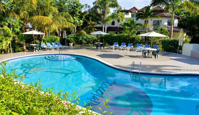 CocoLaPalm Seaside Resort