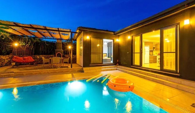 Comfortable Villa With Private Pool in Kayakoy