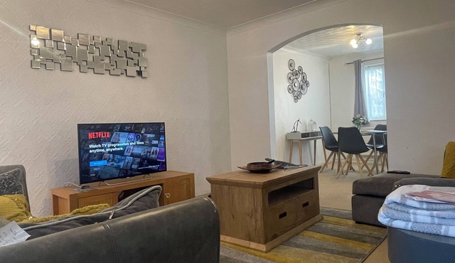 Comfy letchworth Apartment by Leecroft Stays