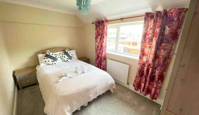 Contractors and families close to town centre