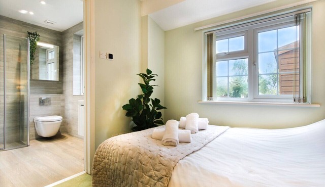 Convenient Studio nr Addenbrookes with Parking