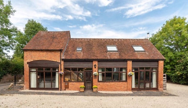 Copperpot Barn