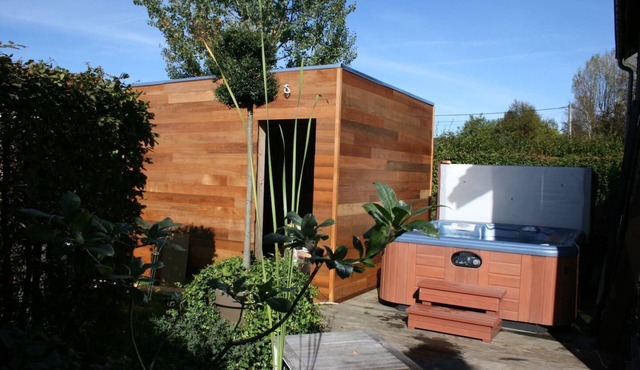 "Coquelicots" Lodge with Hot Tub, Sauna, and Infrared Cabin – High Fens (7 people)