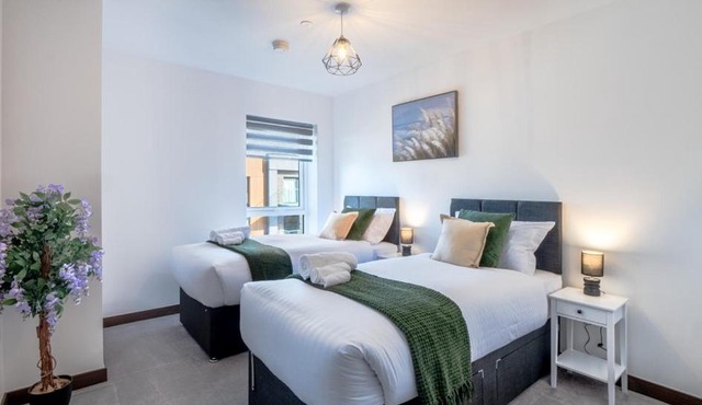 Cosy 2-Bed Next to Harlow Town