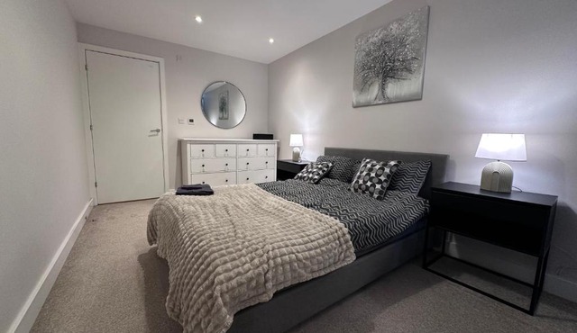 Cosy Flat in Stevenage Town Centre