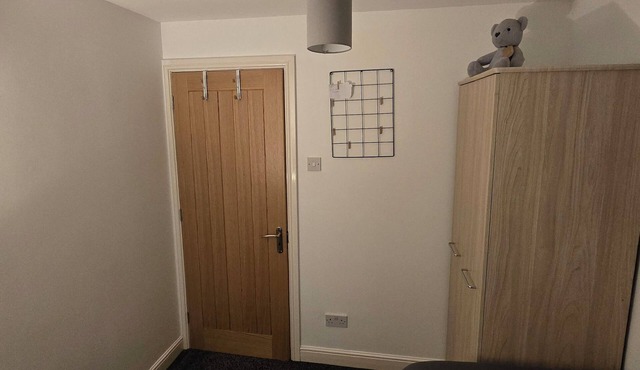 Cosy House on the hills of Carlton, 15 mins away from Nottingham City Centre