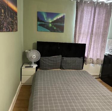 Cosy Studio Flat Forest Road