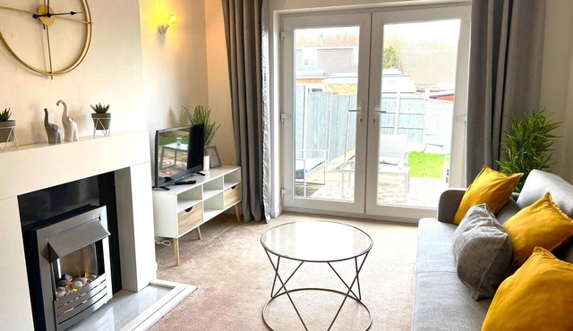 Cosy two bed bungalow in Hutton/Brentwood - fast London connections