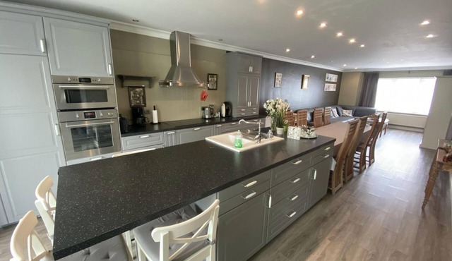 Cosy Vacation Home for 8 Persons