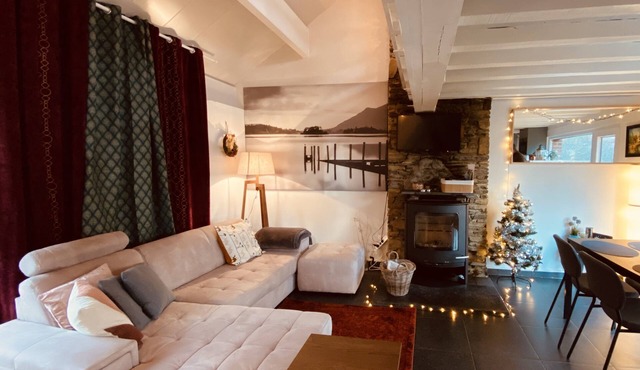 Cottage 4 facades comfortable fully renovated and very well equipped. Full wifi