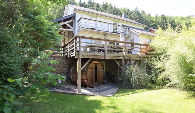 Cottage with sauna and exceptional view