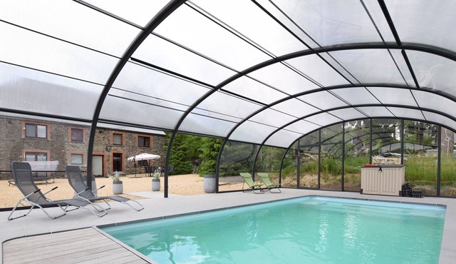 Country house in the Ardennes with Schwimmbad from April to September