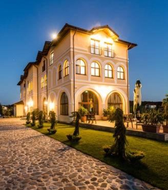 Country SPA Village