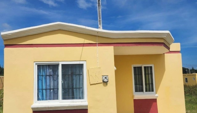Cozy house in delightful Winchester Green Island with AC, WiFi.