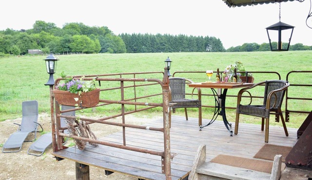 Cozy Mobile Home in Vresse-sur-Semois with Terrace