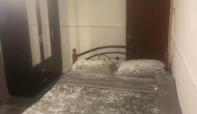 Cozy Private Room with Modern Amenities in Dagenham