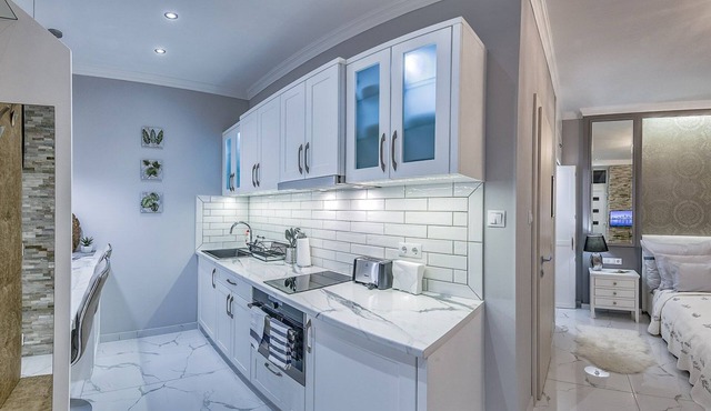 Cozy studio 5 min. from Andrassy street & Liszt Ferenc Square with air con+wifi!