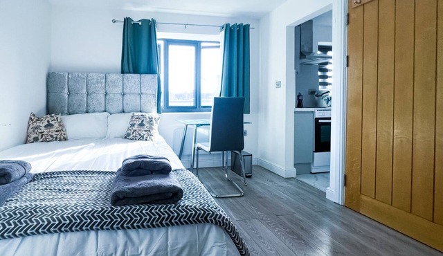 Cozy Studio Flat near Central London