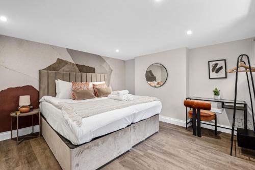 Cozy Studio Perfect Blend of Style & Convenience