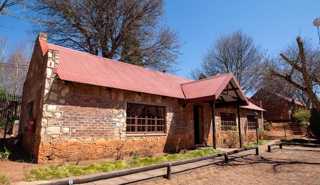Crimson Cottage
