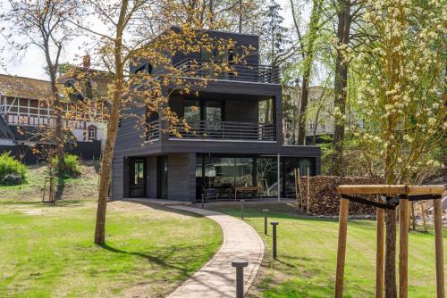 Crown Villa