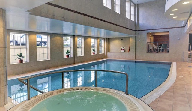Crowne Plaza East Midlands Airport by IHG