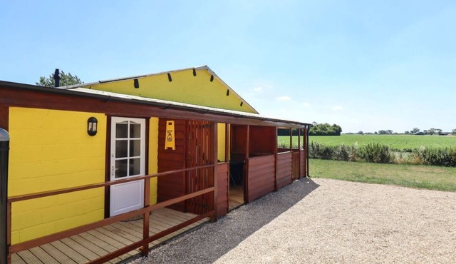 Dakota - A Charming Retreat in Haven Bank