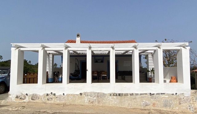 Delightful studio near charming Alvorge with a private scenic outdoor patio