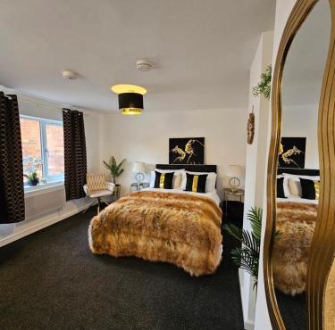 Deluxe Town Centre Studio Stevenage