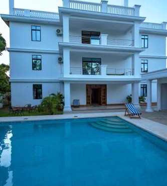 Diani Luxe Villa with Private Pool