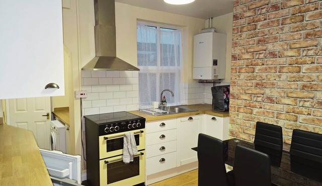 Discounted For Contractors And Long Stays