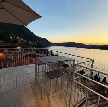 DN ART BLEVIO - APT D first floor with lake view terrace and hot tub