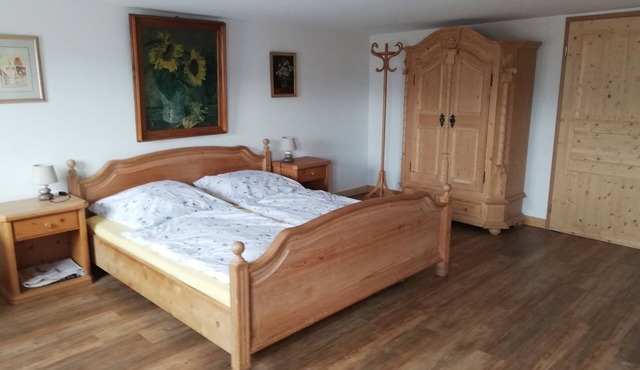 Double room-Deluxe-Private Bathroom-Countryside view-Sonnenblumenzimmer