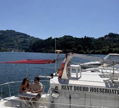 Douro Houseboats