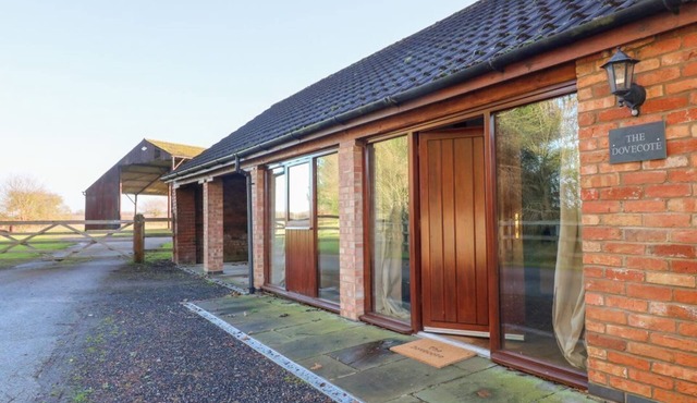Dovecote Field House Farm, Collingham