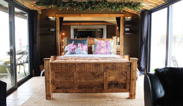 Drumcoltran Cabin - Puppy Lounge, arcades, games room