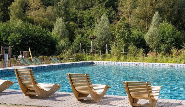 Duplex in Tournai with Lake Views