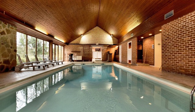 Durbuy Forest Villa with Pool