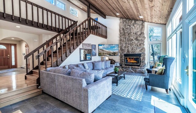 Eagle Vail Inside HotTub& Sauna Perfect Location