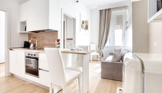 Easylife - Milano - Bertacchi 1S - Milano