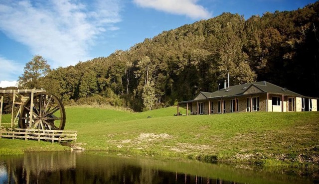 Eco-Friendly Room Rental on Private Farm near Reefton, New Zealand