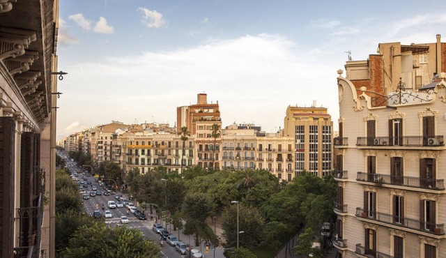 Elegant Eixample Apartment nicely decorated