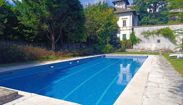 Emy charming apartment with pool