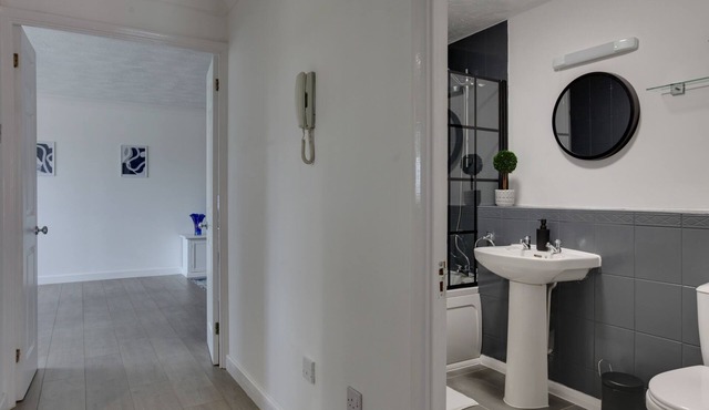 Entire home/flat perfect for contractors