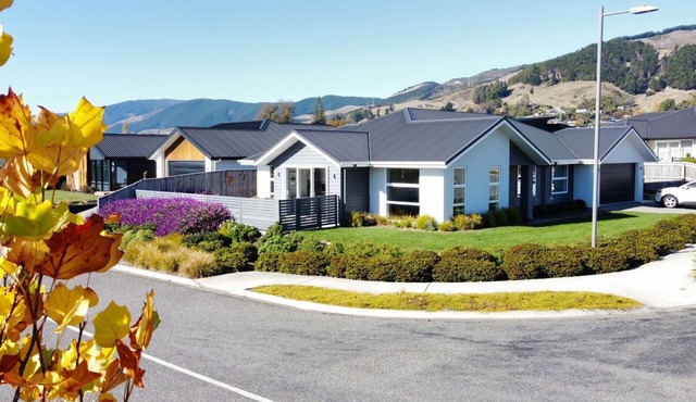 Entire home, Pets Welcome and Wheelchair friendly in Richmond, Nelson,